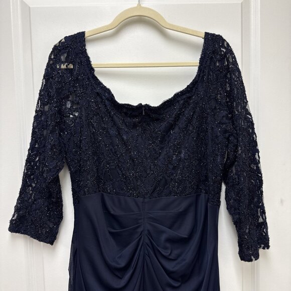 Betsy & Adam Plus Size 16W Navy Blue Lace Scoop-Neck Cocktail Maxi Gown Dress - Picture 7 of 11